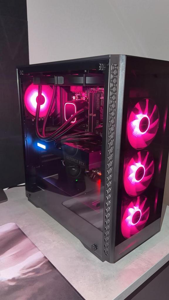 Game PC - RTX 5080, Ryzen 7 7800X3D, 2TB SSD, 64GB RAM, Computers en Software, Desktop Pc's, Nieuw, 4 Ghz of meer, SSD, 64 GB of meer