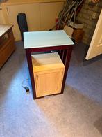 Nachtkastje massief hout met glasplaat en LED, Ophalen, Minder dan 50 cm, Zo goed als nieuw, 25 tot 50 cm