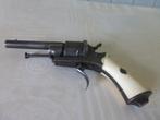 antieke revolver pen vuur, Antiek en Kunst, Antiek | Overige Antiek, Verzenden