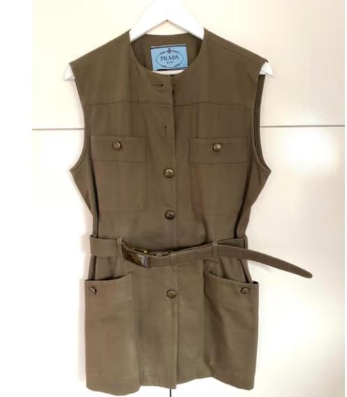 PRADA khaki groen jasje gilet nieuwstaat 38/40 CHCS, Kleding | Dames, Jasjes, Kostuums en Pakken, Zo goed als nieuw, Jasje, Maat 38/40 (M)