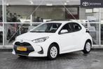 Toyota Yaris 1.5 Hybrid Active, Auto's, Gebruikt, Wit, Bedrijf, Hybride Elektrisch/Benzine