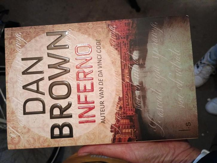 Dan Brown - Inferno, Boeken, Thrillers, Zo goed als nieuw, Ophalen of Verzenden