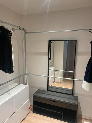 Zwarte schoenenkast met opbergruimte