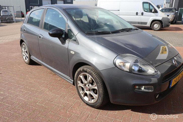 Online veiling: Fiat Punto Evo 0.9 TwinAir bij ProVeiling, Auto's, Fiat, Bedrijf, Punto EVO, ABS, Airbags, Airconditioning, Alarm