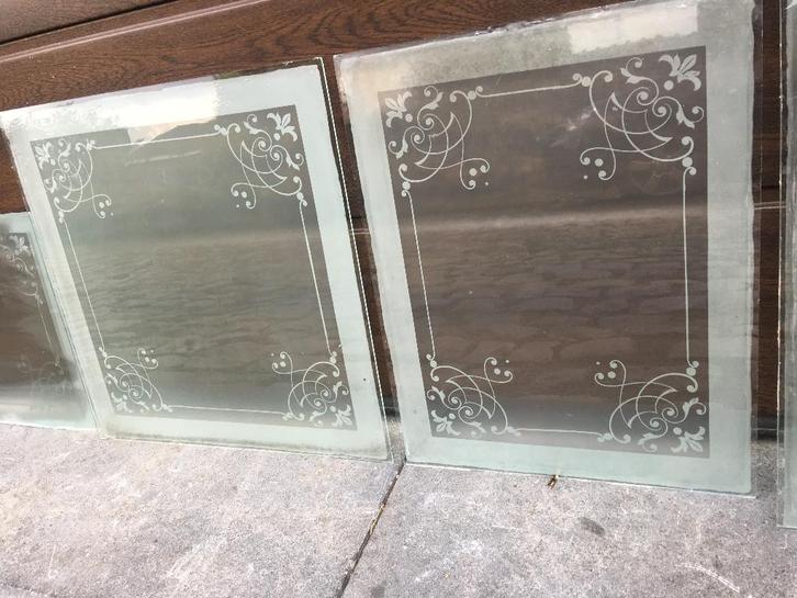 12 x geëtst glas afkomstig uit Antwerps herenhuis, Doe-het-zelf en Verbouw, Glas en Ramen, Gebruikt, Glasplaat, Minder dan 80 cm