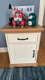 Savigno Kids Mill nachtkast wit zonder kruis met hout blad, Gebruikt, Minder dan 50 cm, Ophalen, Minder dan 90 cm