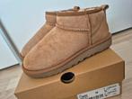 UGG Mini Laarzen - Maat 36 - Nieuw in Doos!, Kleding | Dames, Schoenen, UGG, Overige kleuren, Lage of Enkellaarzen, Nieuw