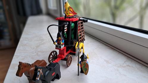 Lego 6056 - Dragon Wagon, Kinderen en Baby's, Speelgoed | Duplo en Lego, Gebruikt, Lego, Losse stenen, Ophalen of Verzenden