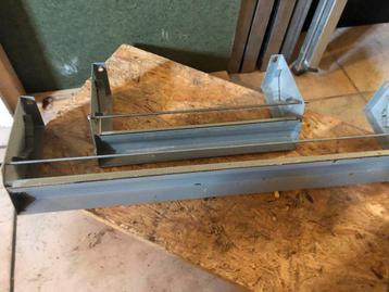 Foliedispensers: 34cm & 65cm beschikbaar voor biedingen