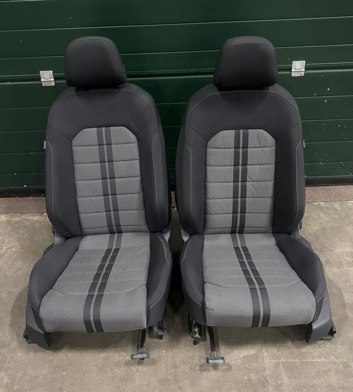 Volkswagen golf 7 stoelen caddy, Auto-onderdelen, Interieur en Bekleding, Volkswagen, Nieuw, Ophalen of Verzenden