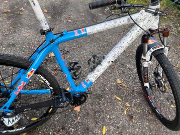 Mountainbike beschikbaar voor biedingen