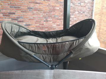 Avid carp cot XL beschikbaar voor biedingen