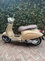 ZGAN slechts 4 km, Vespa Primavera Brons Goud Champagne, Fietsen en Brommers, Scooters | Vespa, Ophalen, Overige modellen, Zo goed als nieuw
