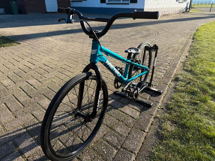 Meybo talent micro, Fietsen en Brommers, Fietsen | Crossfietsen en BMX, Zo goed als nieuw, 16 tot 20 inch, Aluminium, V-brakes