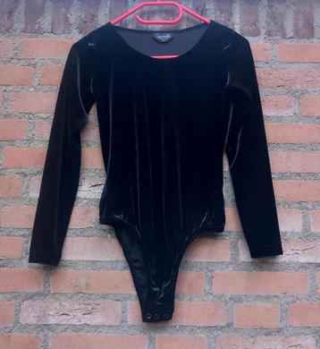 REAL VINTAGE 80's 90's zwarte fluwelen body M / 38 beschikbaar voor biedingen