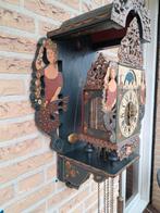 Te koop antieke  friese stoelklok 18e eeuw, Antiek en Kunst, Antiek | Klokken, Ophalen