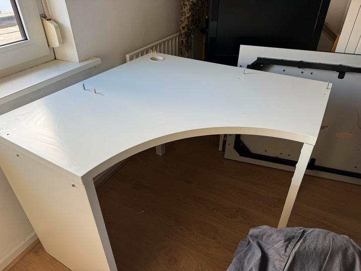 Kinderbureau - Gratis af te halen!, Huis en Inrichting, Bureaus, Gebruikt, Bureau, Ophalen