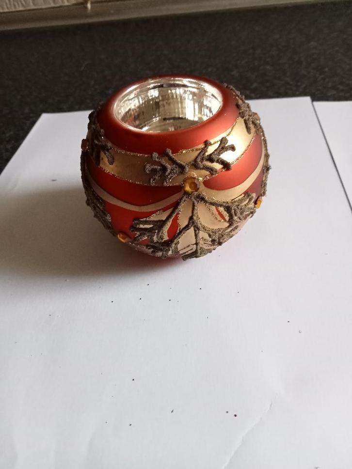 KERST: 4 prachtige rood/goud/groen waxine lichtjes, Huis en Inrichting, Woonaccessoires | Kandelaars en Kaarsen, Nieuw, Minder dan 25 cm