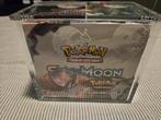 Burning shadows booster box met acryl case, Ophalen of Verzenden, Zo goed als nieuw, Boosterbox