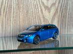 Opel Insignia OPC Sportstourer 2010 Blauw Schuco 1:43, Hobby en Vrije tijd, Modelauto's | 1:43, Ophalen of Verzenden, Zo goed als nieuw
