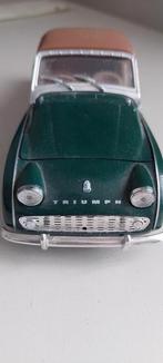 Triumph groen DP6001-2, Hobby en Vrije tijd, Modelauto's | 1:18, Ophalen of Verzenden, Zo goed als nieuw, Overige merken