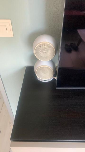 O r b speakers super !!!! Normaal 360 per stuk 8zijn er beschikbaar voor biedingen