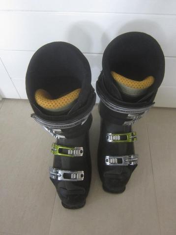 skischoenen SALOMON advanced   MT 43 - 44 beschikbaar voor biedingen
