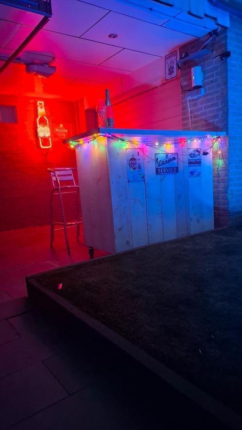 STEIGERHOUTEN BAR / BARRETJE VOOR TUIN HUISKAMER OF MANCAVE, Huis en Inrichting, Barren, Zo goed als nieuw, Inclusief barstoelen