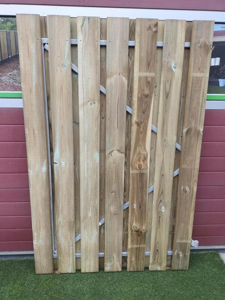 Poort op stalen frame geïmpregneerd 120 b en 180 hoog, Tuin en Terras, Tuinpoorten, Zo goed als nieuw, Draaipoort, Hout, 150 tot 200 cm