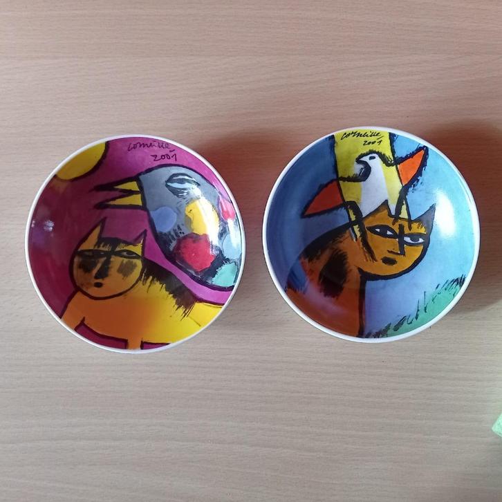 Corneille 2 unieke door Corneille ontworpen schaaltjes, Antiek en Kunst, Kunst | Designobjecten, Verzenden