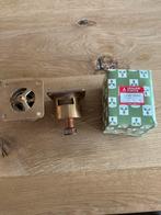 Thermostaat Mitsubishi 33346-20900 NOS, Ophalen of Verzenden, Nieuw, Mitsubishi