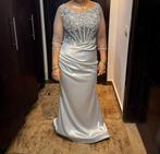 Zilvergrijze Avondjurk - Gala/Bruiloft, Kleding | Dames, Ophalen of Verzenden, Zo goed als nieuw, Grijs, Trouwjurk