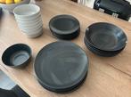 Borden grijs IKEA, Huis en Inrichting, Ophalen of Verzenden, Zo goed als nieuw, Bord(en), Overige stijlen
