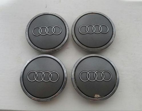 Audi set naafdoppen grijs 69mm wieldoppen, Auto diversen, Wieldoppen, Gebruikt, Ophalen of Verzenden