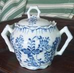 Zwiebelmuster stijl potje van porselein, Gebruikt, Overige typen, Ophalen of Verzenden, Overige stijlen