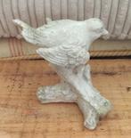 betonnen beeldje vogeltje op tak, Kerstster / "vallende ster, Diversen, Kerst, Ophalen of Verzenden, Zo goed als nieuw