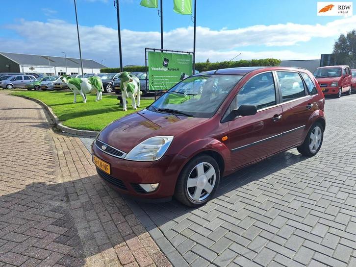 Ford Fiesta 1.4-16V Ghia / AUTOMAAT / APK oktober 2026, Auto's, Ford, Bedrijf, Te koop, Fiësta, ABS, Airbags, Airconditioning