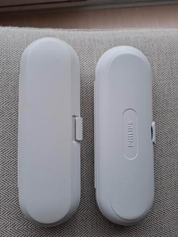 2 witte Philips sonicare travel case tandenborstel houders beschikbaar voor biedingen