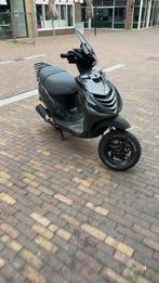 Zip 50 cc 4 tak, Fietsen en Brommers, Scooters | Piaggio, Ophalen, Zo goed als nieuw, Zip