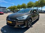 Citroën DS5 1.6 THP So Chic | Pano | Onderhoudsboek | APK, 745 kg, 74 €/maand, Zwart, Bruin