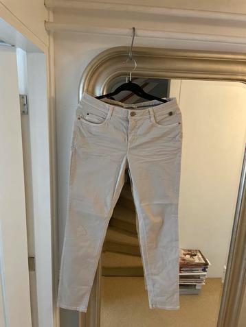 Summum Woman Jeans Maat 40 beschikbaar voor biedingen
