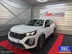 Peugeot 2008 1.2 PureTech 100 Active, Stof, Gebruikt, 1199 cc, Wit