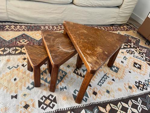 Vintage brutalist nesting tables (salon/bijzettafel), Huis en Inrichting, Tafels | Salontafels, Gebruikt, Minder dan 50 cm, 50 tot 100 cm