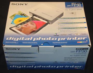 Ongebruikte SONY DDP-FP30 photoprinter in doos (Cyber-Shot) beschikbaar voor biedingen