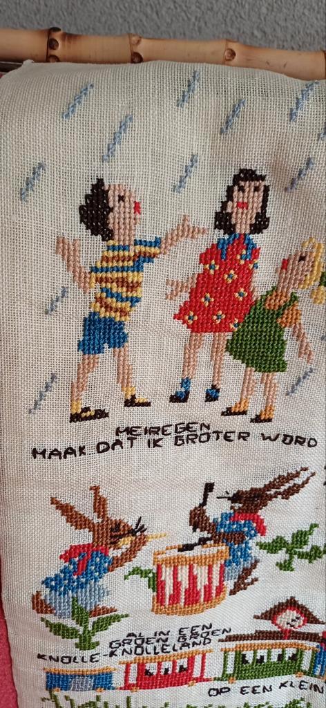 Oud Borduurwerk Kinderliedjes - Compleet!, Hobby en Vrije tijd, Borduren en Borduurmachines, Gebruikt, Ophalen of Verzenden