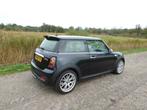 Mini Cooper S 16 V - 175pk -  LEDER AIRCO Zwart NL auto, Auto's, Mini, Voorwielaandrijving, Beige, 4 cilinders, 4 stoelen