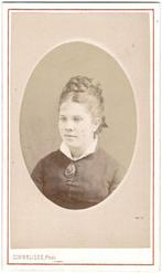 CDV dun karton Vrouw Ovaal Foto Cornelisse Brussel Rotterdam, Verzamelen, Foto's en Prenten, Gebruikt, Foto, Ophalen of Verzenden