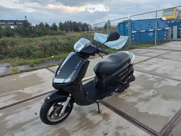 peugeot vivacity geel kenteken 2014 beschikbaar voor biedingen