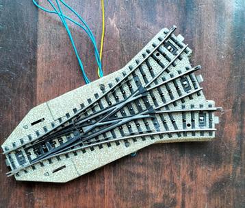 Marklin 5214 driewegwissel 3 sprong M-rails HO wissel beschikbaar voor biedingen