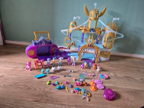My Little Pony kasteel en Mane melody speelset, Kinderen en Baby's, Speelgoed | My Little Pony, Zo goed als nieuw, Ophalen of Verzenden